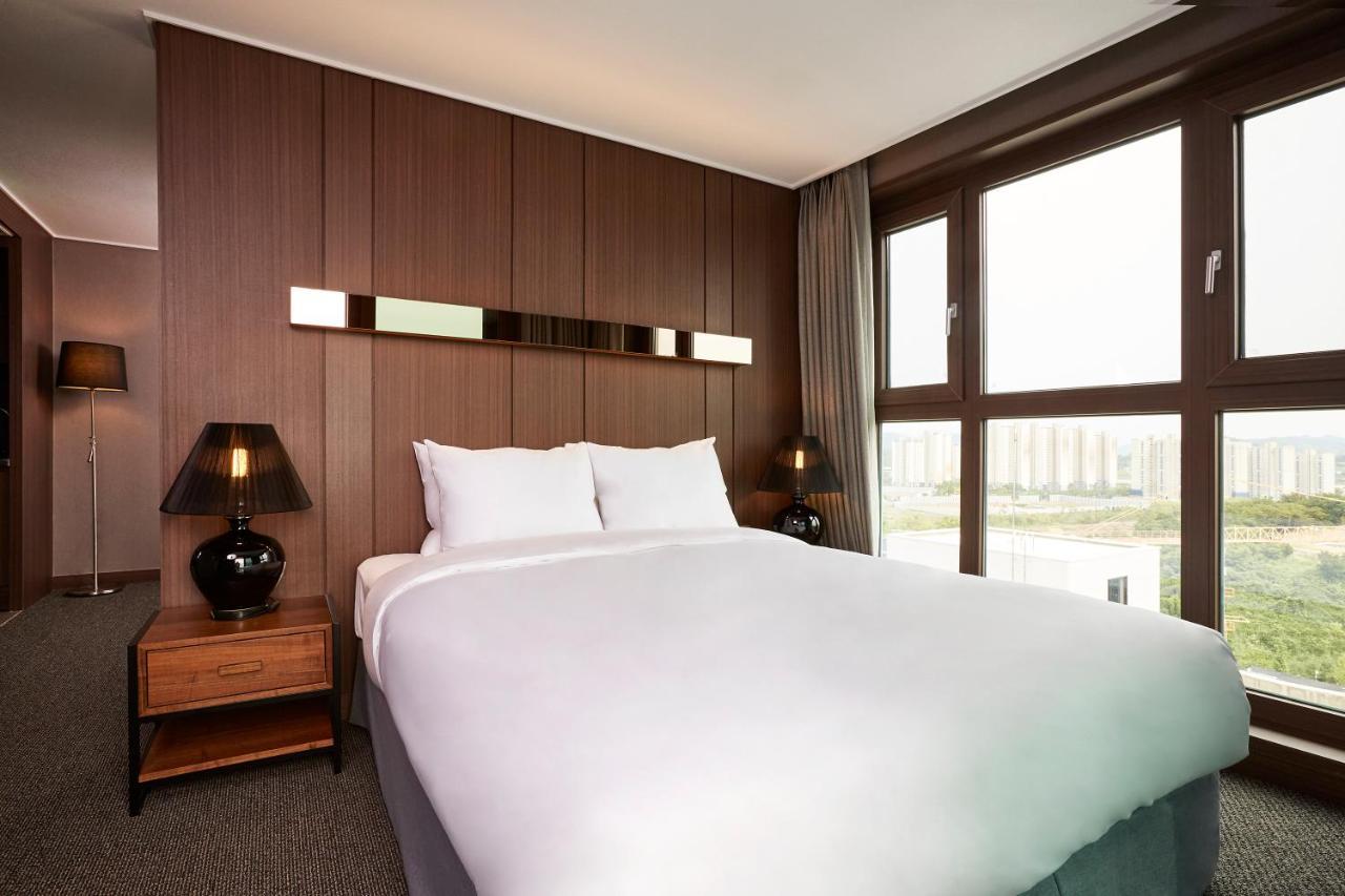 Raonstay In Perla Hotel Jinju Exterior photo
